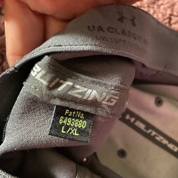 Under Armour Men's Gray Cap L/XL - Picture 5 of 7